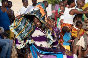 Zaouli - Behind the Mask of West Africa's most famous dance! - Wild ...