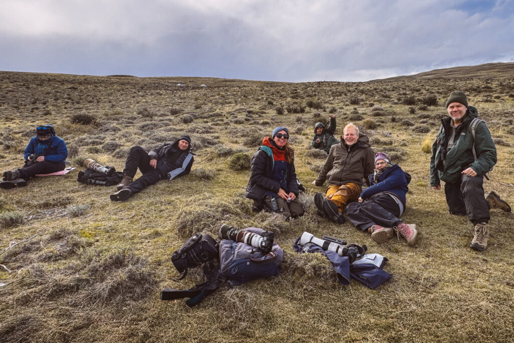 Taking a well-earned breather after spending hours photographing pumas 'Dania' and 'Escarcha' on a kill (image by Gin Wilde)